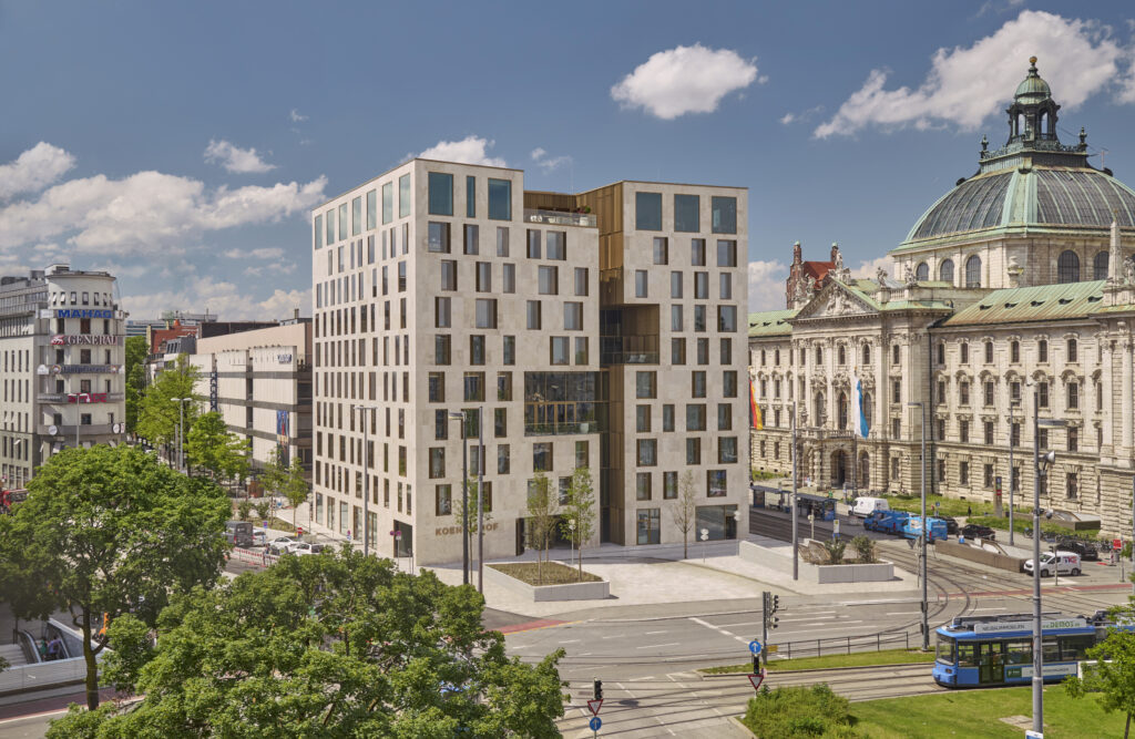 Koenigshof a Luxury Collection Hotel Munich Exterior 1024x667 - Neues Luxushotel in München: Der Koenigshof