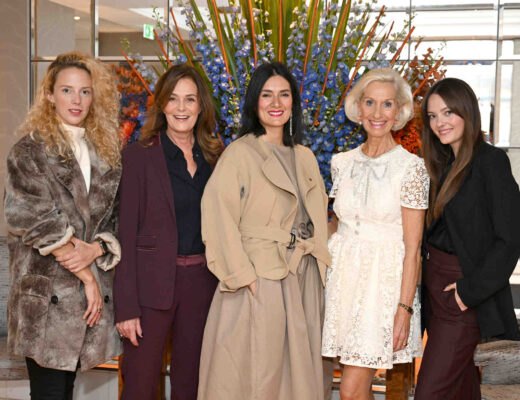 Janina Roider, Mon Muellerschoen, Constanza Camilla Kramer Garfias, Kristina Tröger (Präsidentin Club europäischer Unternehmerinnen) und Ruscha Voormann / Verleihung 2. „CeU loves Kunst“-Award / Club europäischer Unternehmerinnen verleiht Preis an Künstlerinnen / Hotel Mandarin Oriental / München / 14. Oktober 2024 / Foto: Frank Rollitz / ABR-Pictures